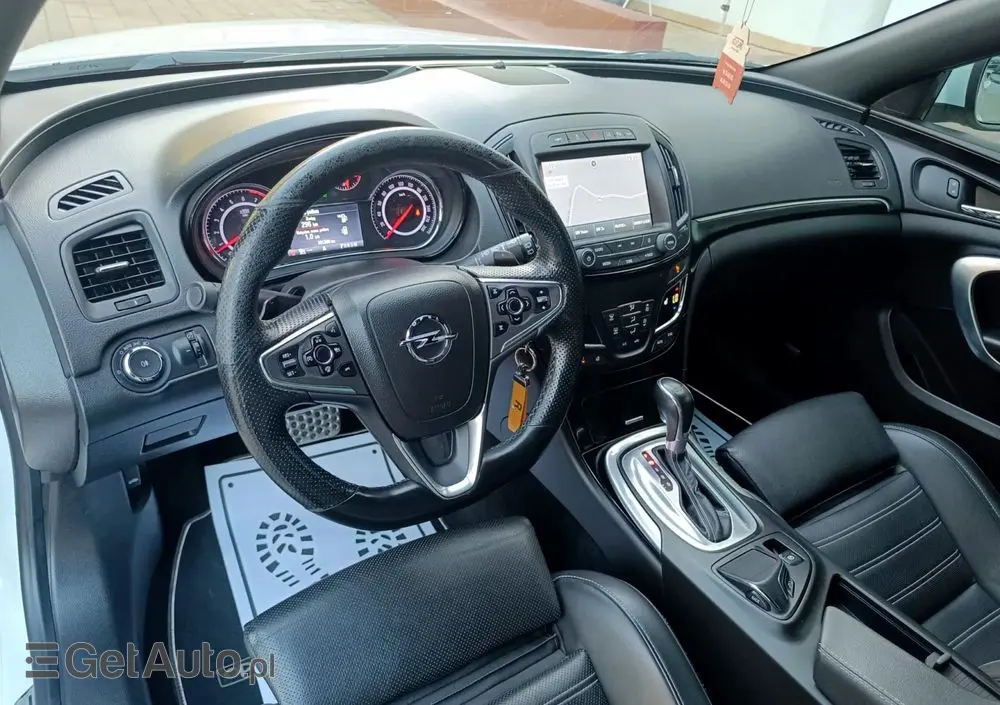OPEL Insignia 2.8 V6 Turbo Sports Tourer 4x4 Automatik OPC