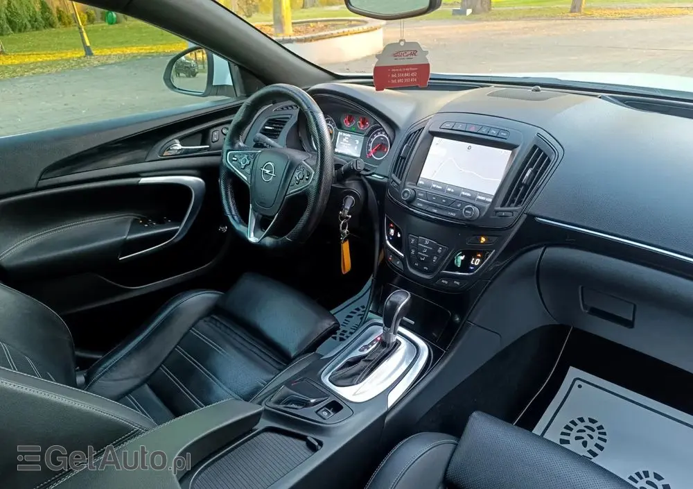 OPEL Insignia 2.8 V6 Turbo Sports Tourer 4x4 Automatik OPC