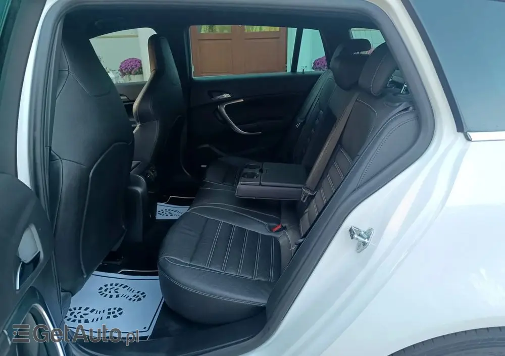 OPEL Insignia 2.8 V6 Turbo Sports Tourer 4x4 Automatik OPC