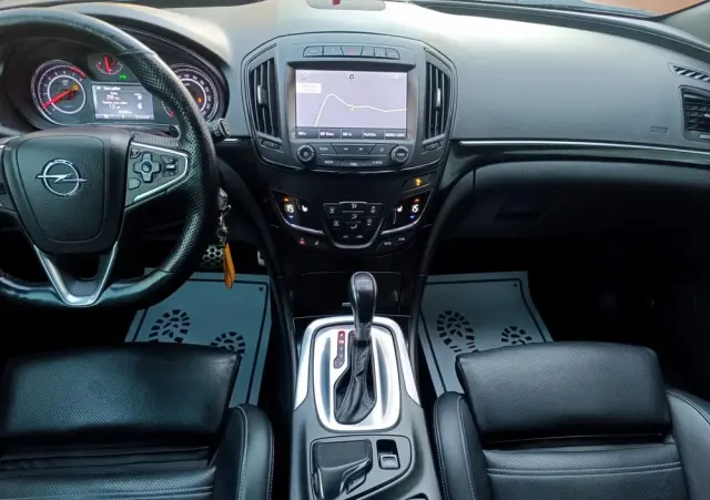 OPEL Insignia 2.8 V6 Turbo Sports Tourer 4x4 Automatik OPC