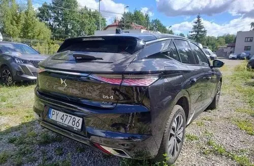 DS 4 