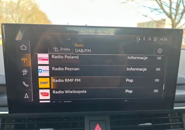 AUDI A4 Limousine 35 TFSI mHEV Advanced S tronic