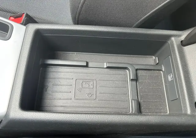 AUDI A4 Limousine 35 TFSI mHEV Advanced S tronic