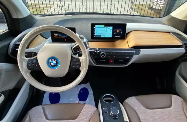 BMW I3 