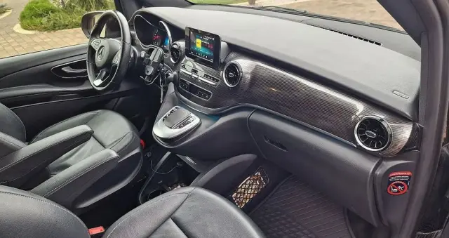 MERCEDES-BENZ Klasa V 250 d 4-Matic 9G-Tronic