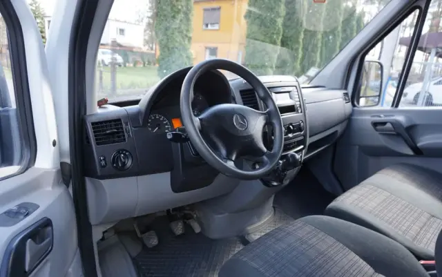MERCEDES-BENZ SPRINTER 313 