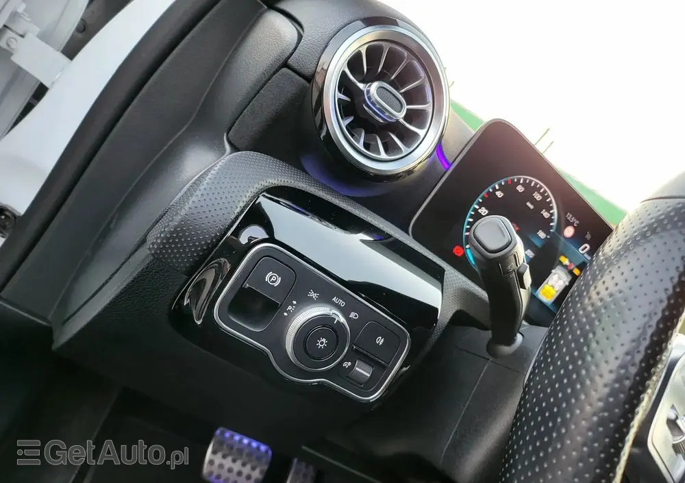 MERCEDES-BENZ Klasa A 