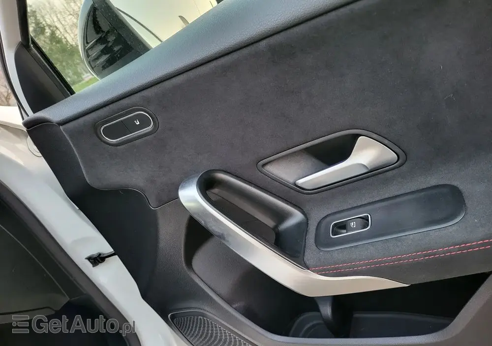 MERCEDES-BENZ Klasa A 