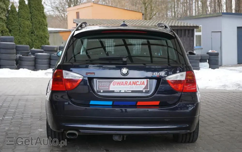 BMW Seria 3 318i Edition Sport