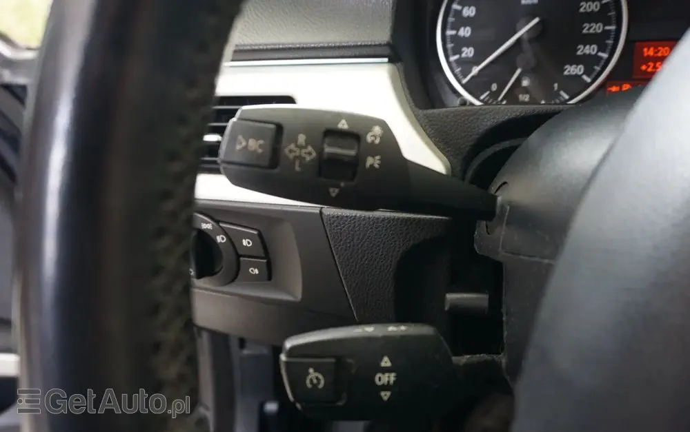 BMW Seria 3 318i Edition Sport