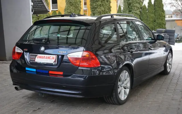 BMW Seria 3 318i Edition Sport