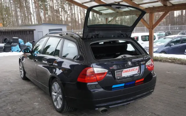 BMW Seria 3 318i Edition Sport