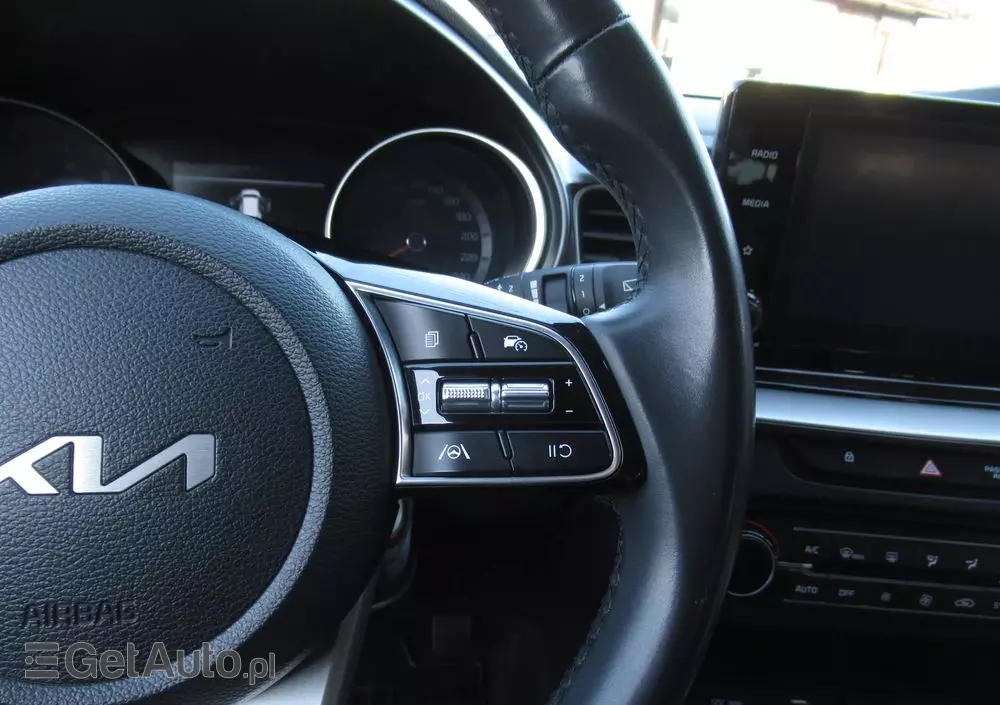 KIA Ceed 1.5 T-GDI M