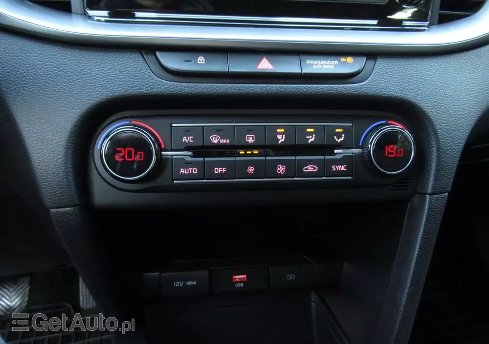 KIA Ceed 1.5 T-GDI M