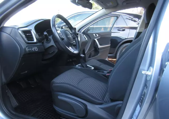 KIA Ceed 1.5 T-GDI M