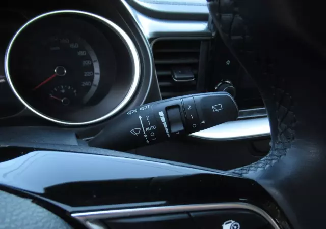 KIA Ceed 1.5 T-GDI M