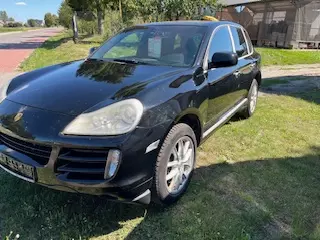 PORSCHE Cayenne Cayenne