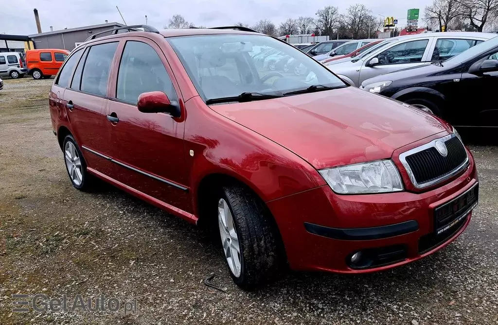 SKODA Fabia 