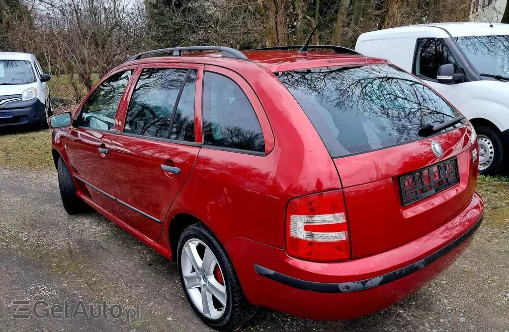 SKODA Fabia 