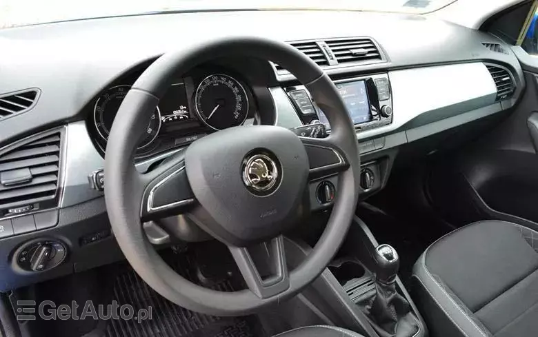 SKODA Fabia 1.0 TSI Ambition