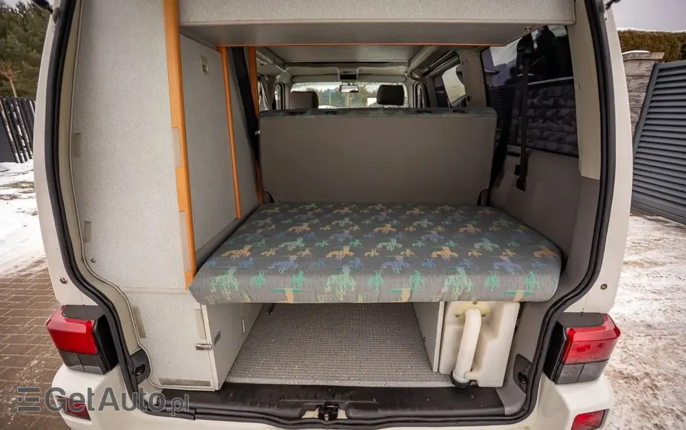 VOLKSWAGEN California 