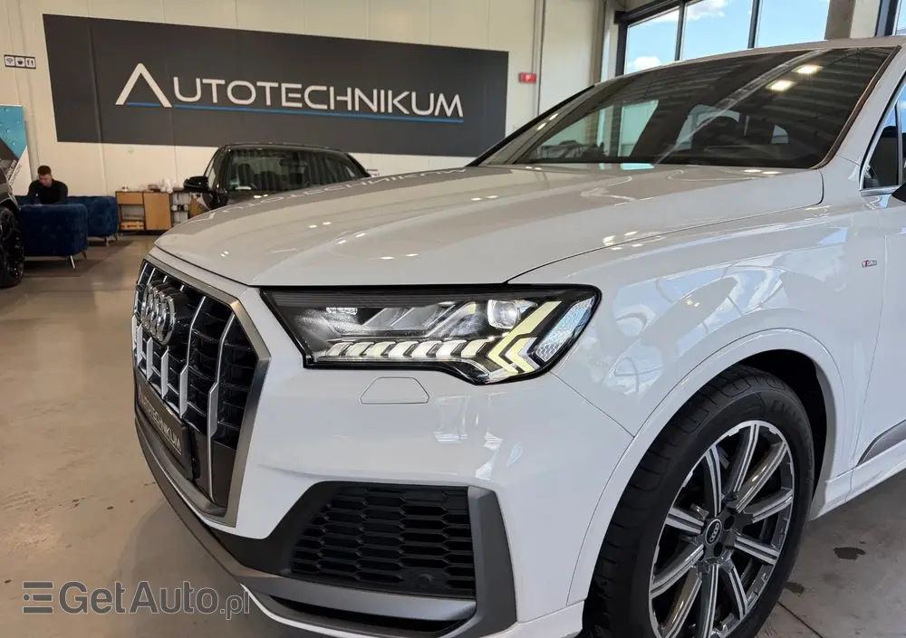 AUDI Q7 45 TDI mHEV Quattro S Line Tiptr