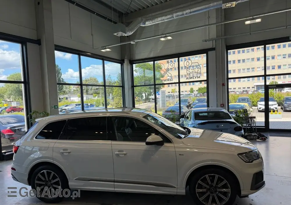 AUDI Q7 45 TDI mHEV Quattro S Line Tiptr