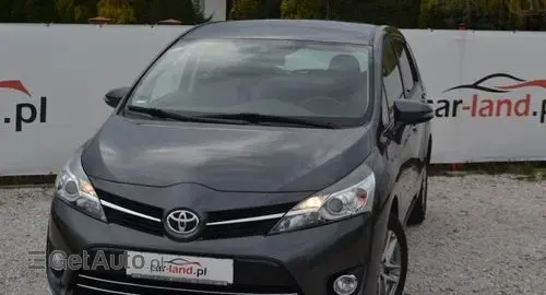 TOYOTA Verso 