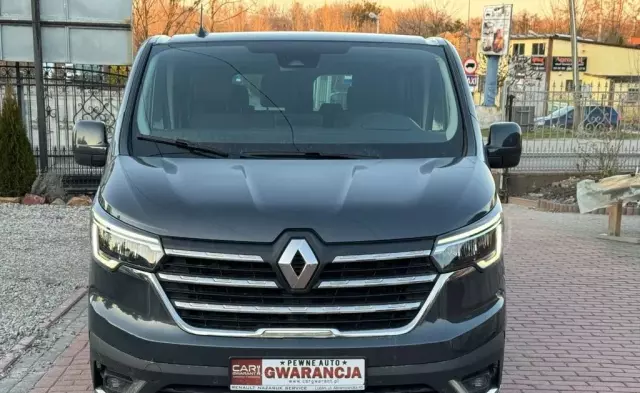 RENAULT Trafic 