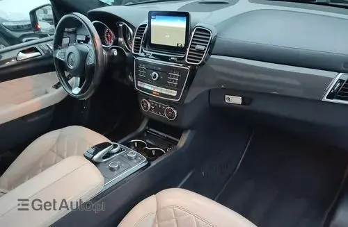 MERCEDES-BENZ GLS 