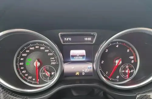 MERCEDES-BENZ GLS 