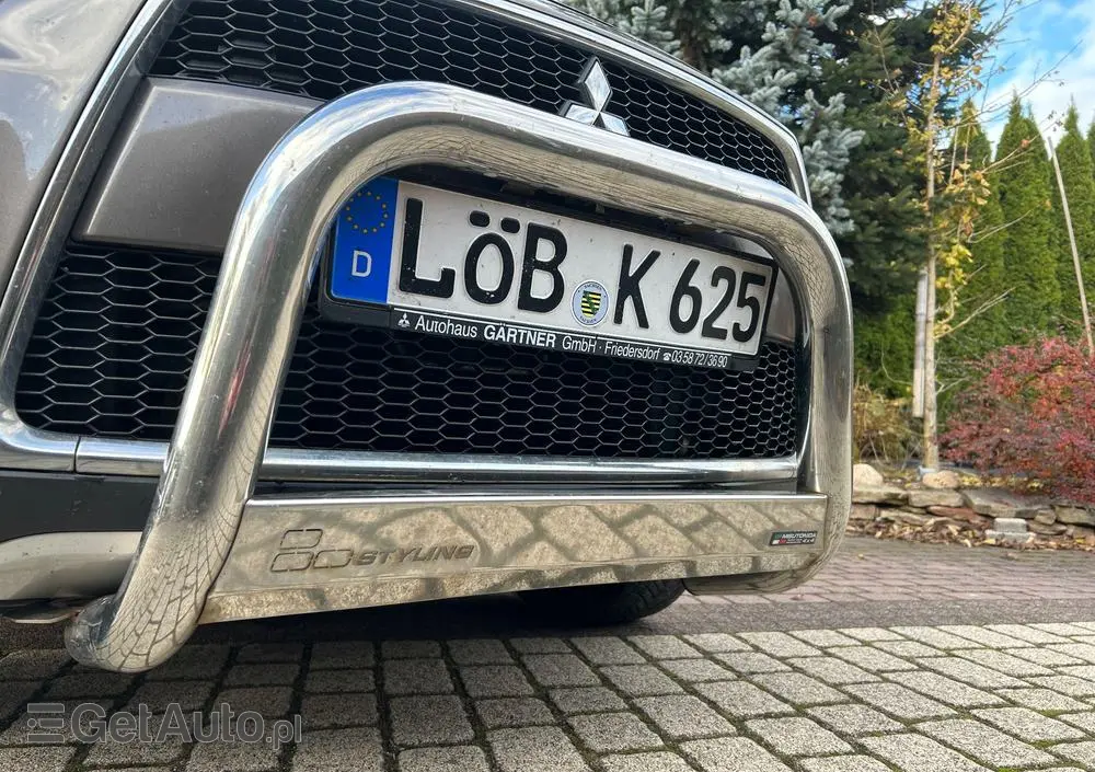 MITSUBISHI Outlander 2.2 DI-D 4WD Instyle