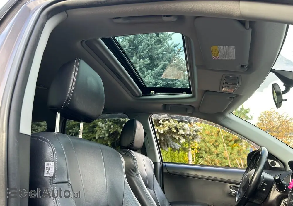 MITSUBISHI Outlander 2.2 DI-D 4WD Instyle