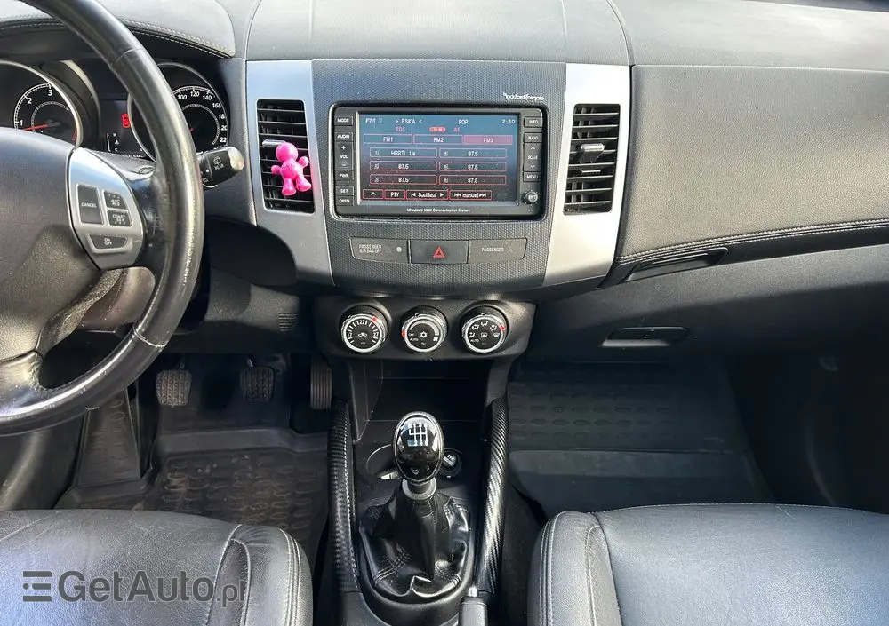 MITSUBISHI Outlander 2.2 DI-D 4WD Instyle