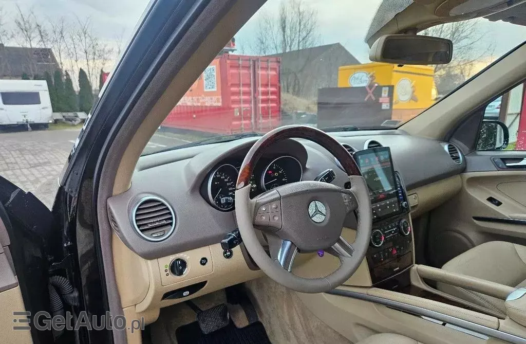 MERCEDES-BENZ ML 