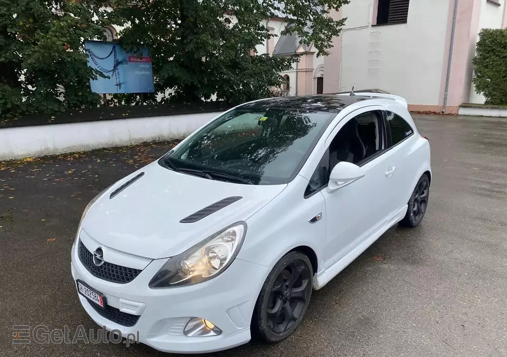 OPEL Corsa 1.6 T OPC