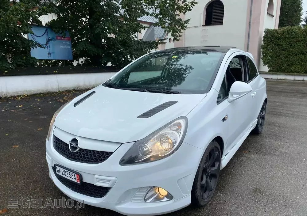 OPEL Corsa 1.6 T OPC