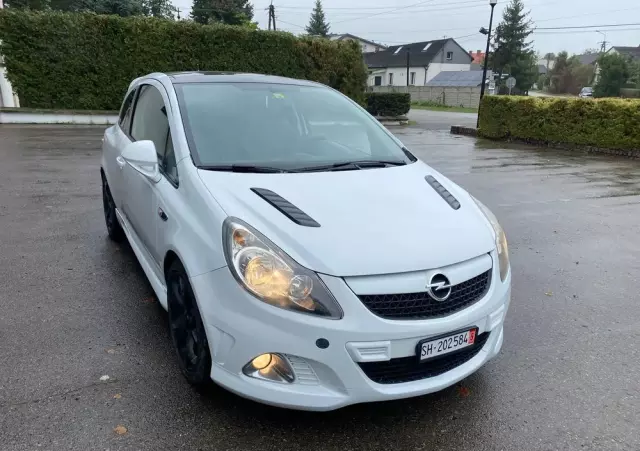 OPEL Corsa 1.6 T OPC