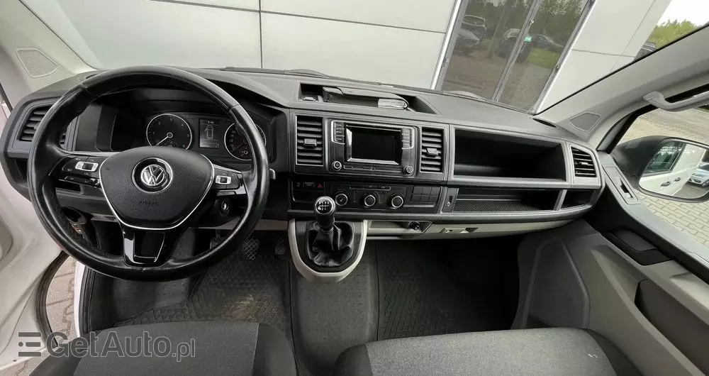 VOLKSWAGEN Transporter 