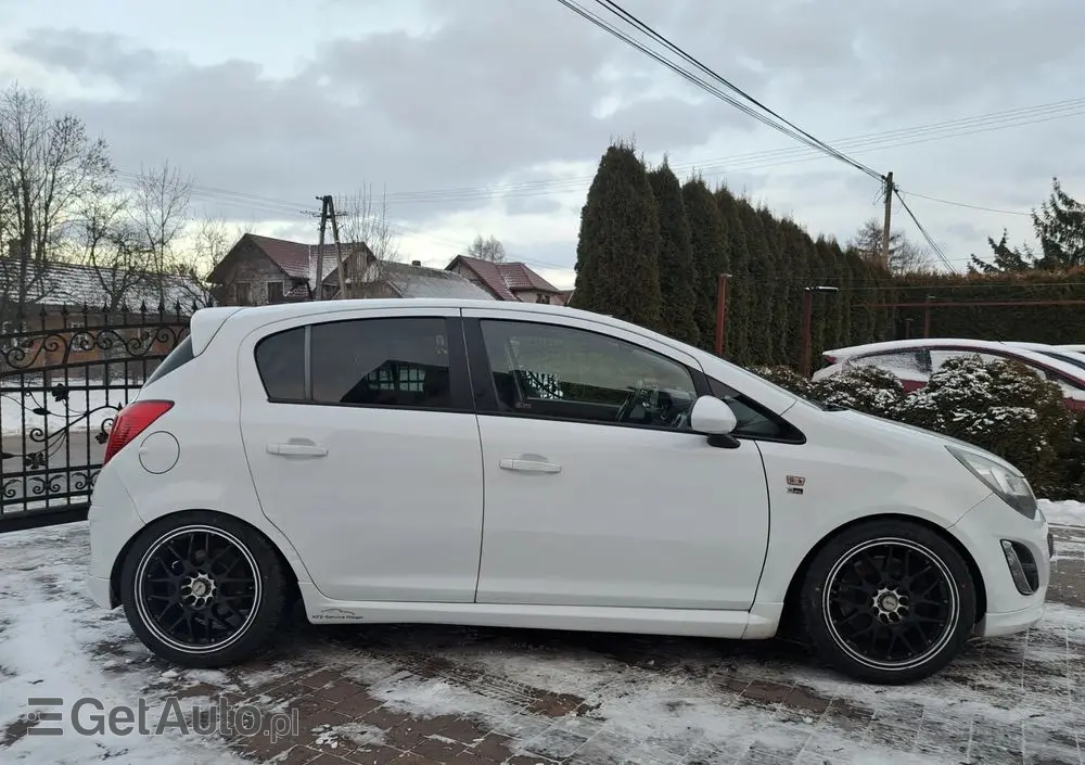 OPEL Corsa 1.6 Turbo 150 Jahre