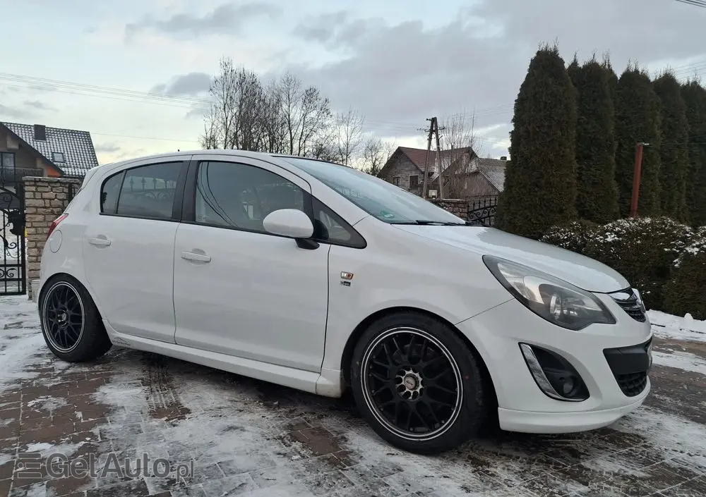 OPEL Corsa 1.6 Turbo 150 Jahre