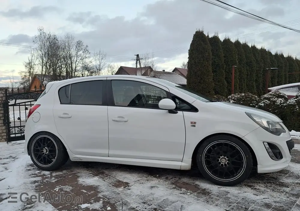 OPEL Corsa 1.6 Turbo 150 Jahre