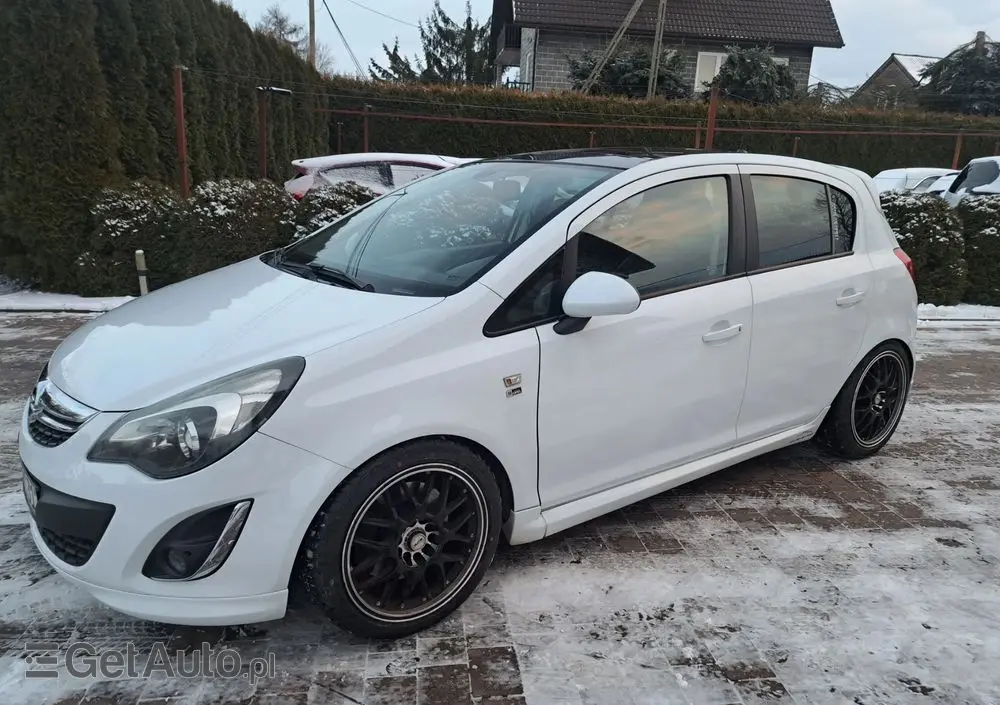 OPEL Corsa 1.6 Turbo 150 Jahre