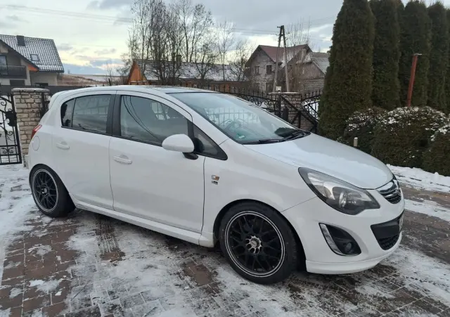 OPEL Corsa 1.6 Turbo 150 Jahre