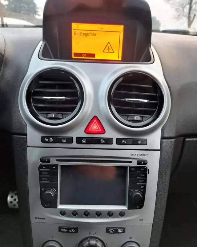 OPEL Corsa 1.6 Turbo 150 Jahre