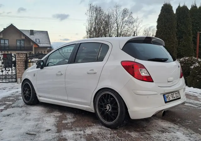 OPEL Corsa 1.6 Turbo 150 Jahre