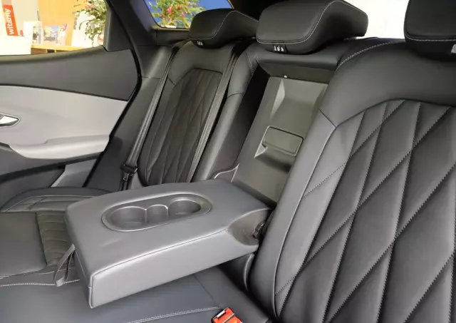 FORD Explorer 77kWh Premium RWD