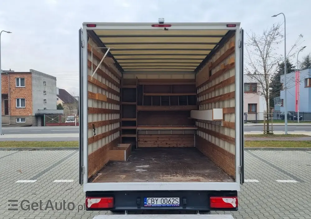 VOLKSWAGEN Crafter 