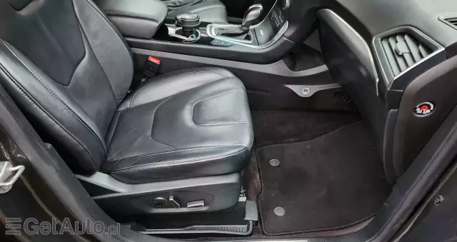 FORD Edge 2.0 TDCi Bi-Turbo 4x4 Titanium