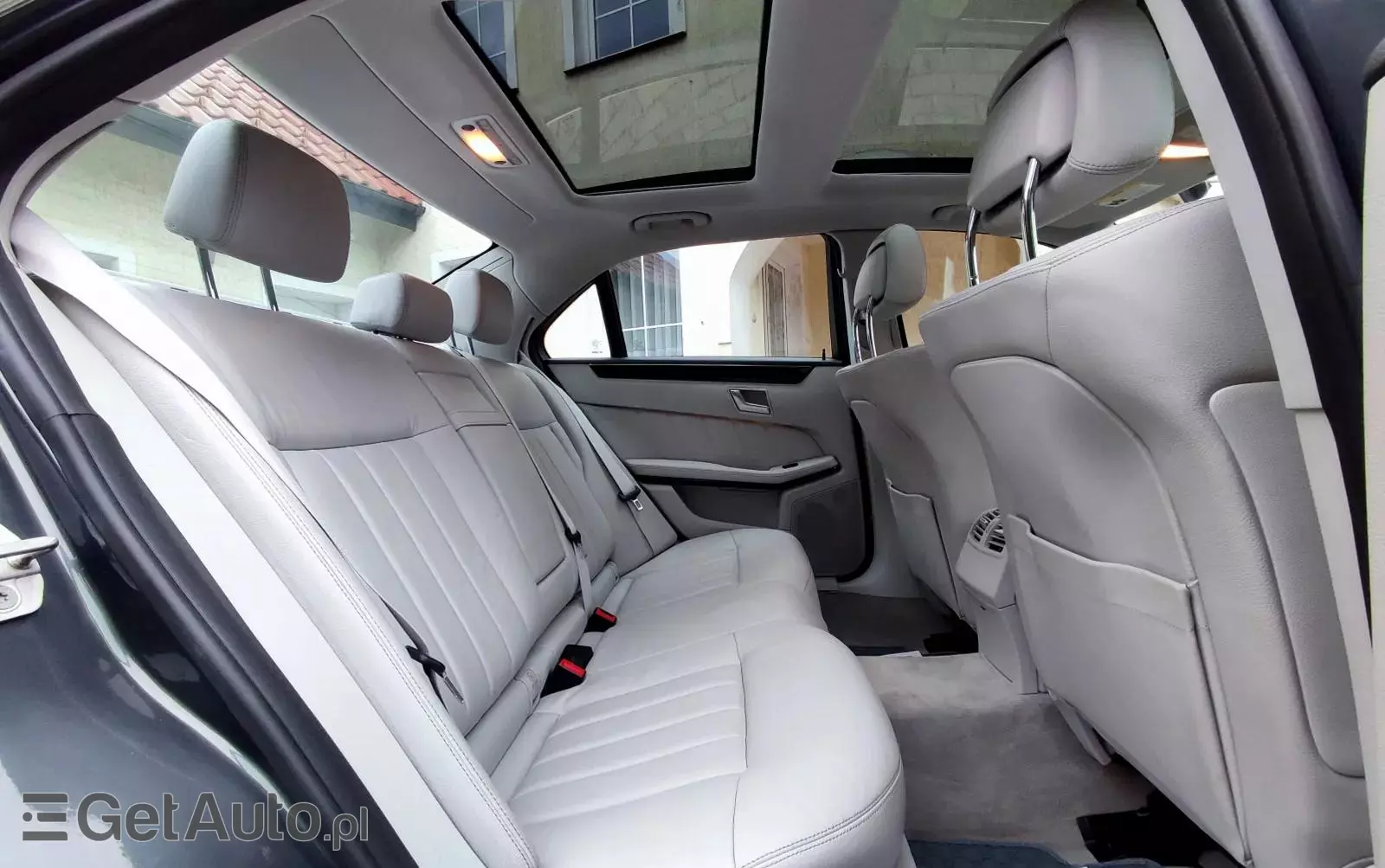 MERCEDES-BENZ Klasa E 350 T 4Matic 7G-TRONIC